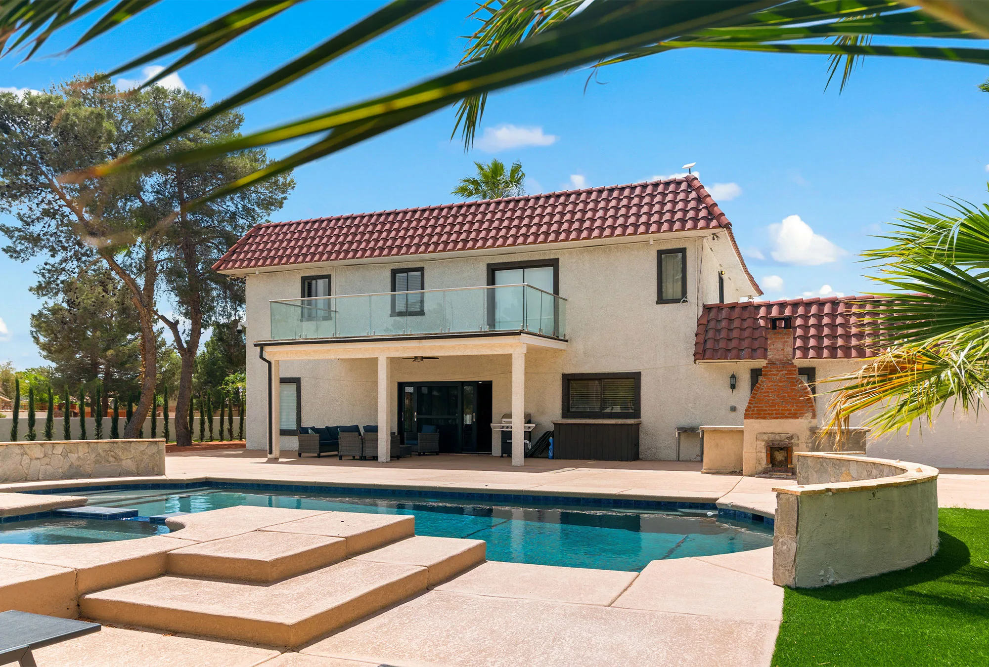 Elegant Garden And Pool Retreat At A Luxury Rehabilitation Center In Las Vegas.